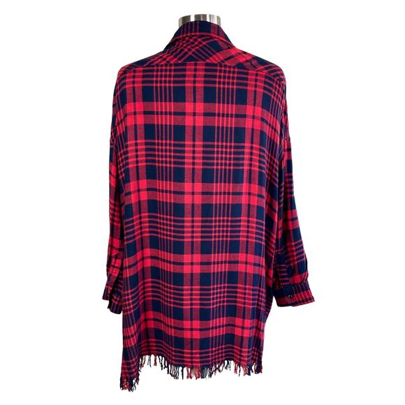 Umgee Red & Black Flannel Shirt Tunic with Fringed Hem Sz MED Oversize Casual - Picture 3 of 9